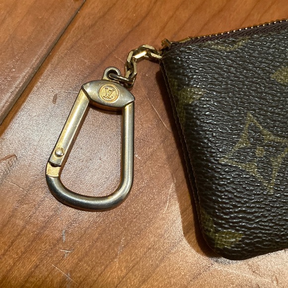 Louis Vuitton coin pouch - Picture 4 of 8